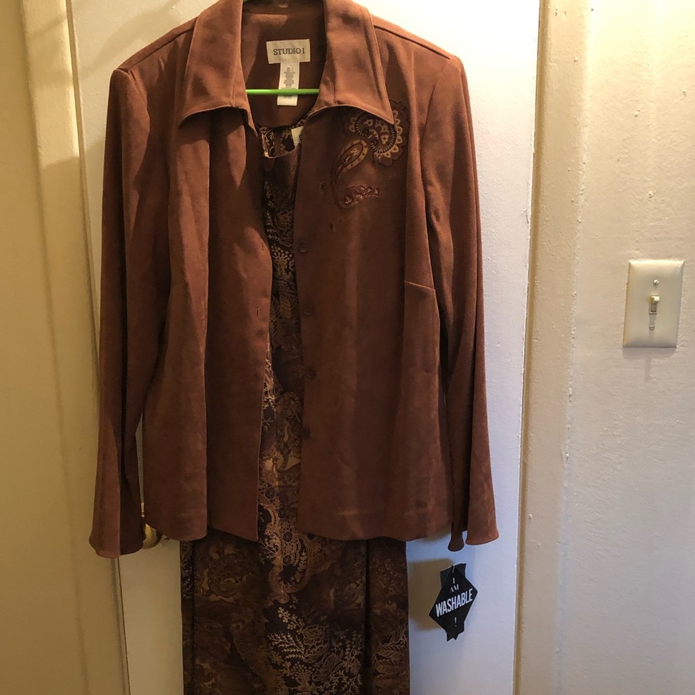 Beautiful Long Dress with matching Blazer